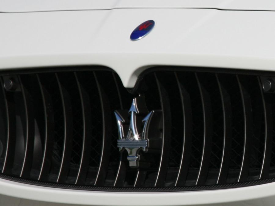  Maserati GranCabrio Tridente by Novitec Rosso 2011 года  (фото 17 из 51)